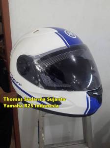 Helm standar Yamaha R25&nbsp;8