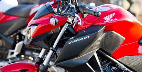 Honda CB300F 2015 8
