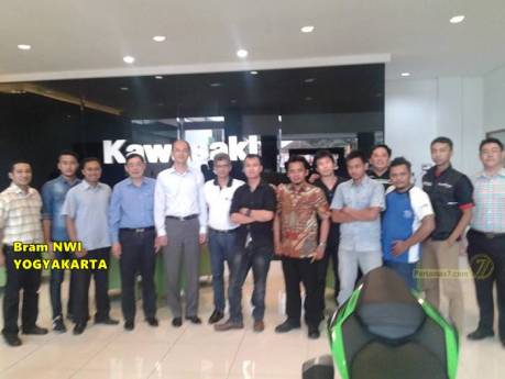 kawasaki japan bertemu kawasaki indonesia dan bajaj india di Yogyakarta 5