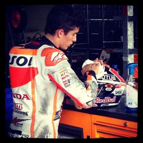 Marc Marquez Crash when Test Honda RC213V 2015 at Brno Day 2 10426642_659364500798700_5622307131152748904_n