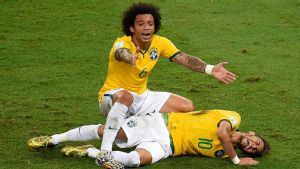 Neymar Cedera Tulang Belakang di Brazil 1