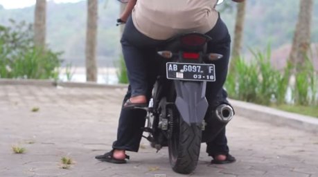 Review Yamaha New V-ixion 2013 Indonesia by KARS TV ambles