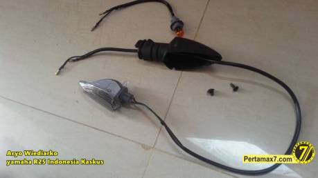 Yamaha R25 pakai lampu sein Yamaha new Vixion Pertamax7.com  5