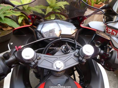 dashboard yamaha R25 semrawut