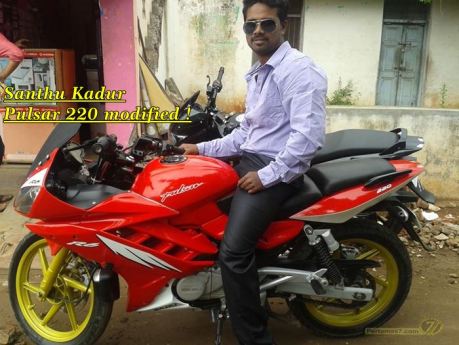 Modifikasi Bajaj Pulsar 220 dengan baju Fairing Yamaha R15 1