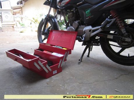 Pasang Klakson Denso Disk di Honda megapro pertamax7.com 5