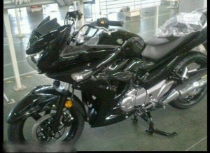 Suzuki Inazuma Full Fairing 2015 pertamax7.com&nbsp;4