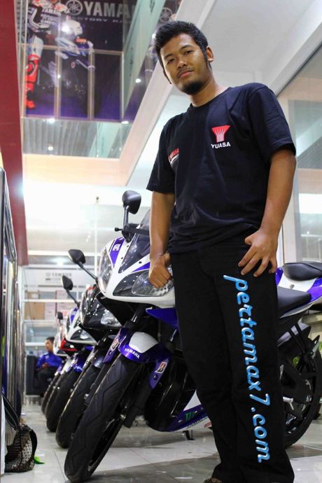 yamaha R15 pertamax7.com