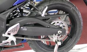Yamaha-R25-Vietnam-4