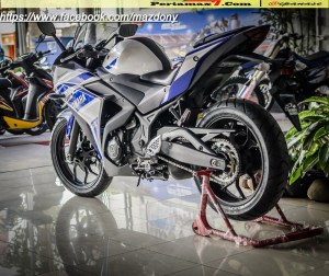 Yamaha YZF-R25 Blue pertamax7.com Indonesia&nbsp;22