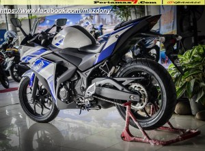 Yamaha YZF-R25 Blue pertamax7.com Indonesia&nbsp;23