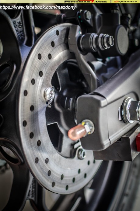 Yamaha YZF-R25 Blue pertamax7.com Indonesia 27