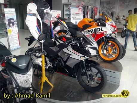 All New Honda CBR150R 2014 ready stock Sumbar pertamax7.com 4
