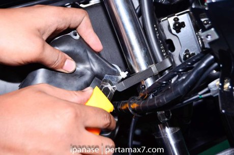 mematikan AHO Yamaha R15 dengan saklar Old Vixion 10