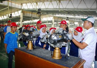 Peringati Hari Ozon, AHM Edukasi Siswa Sekolah Satu Hati 0