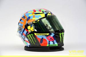 Rossi new AGV Helmet on misano 2014&nbsp;2