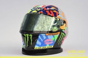 Rossi new AGV Helmet on misano 2014&nbsp;7