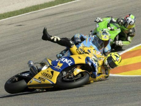 Valentino Rossi Crash on Aragon 2014 2