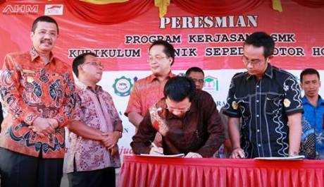 AHM Tambah 11 Sekolah KTSM Honda di Sumut 0