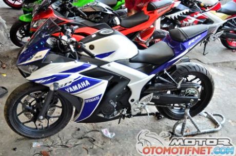 deltabox-Yamaha-YZF-R25