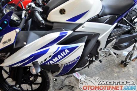deltabox-Yamaha-YZF-R251