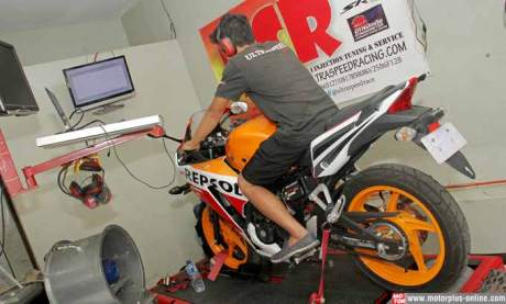 dynotest OMR HONDA CBR150R lokal