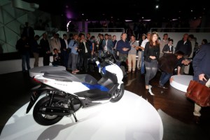 24 H DU MANS 2014
YAMAHA RACING – GMT94 – MICHELINPRESENTATION HONDA 125 ZORZA&nbsp;2015