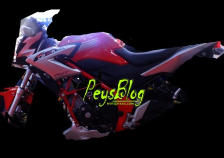 honda CB150R frame merah