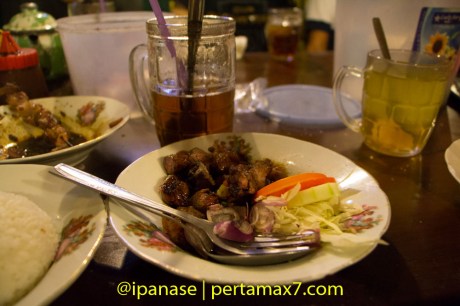 Nyicip Sate Klatak Pak Pong bantul Yogyakarta pertamax7.com_-13