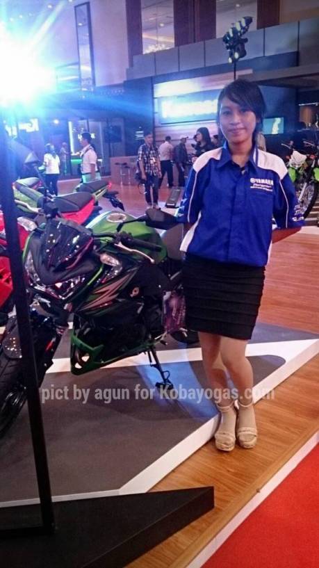 spg yamaha narsis di booth kawasaki Imos 2014