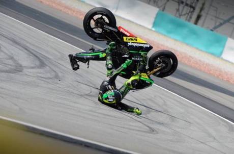 yamaha M1 Pol Espargaro Terbakar Di Sepang malaysia 5