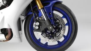 2015-Yamaha-YZF-R1-EU-Race-Blu-Detail-007