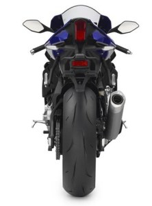 2015-Yamaha-YZF-R1-EU-Race-Blu-Studio-004
