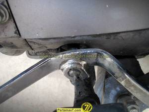 Atasi Tuas Perseneling honda Megapro Oblak dengan kabel kopling vespa&nbsp;14