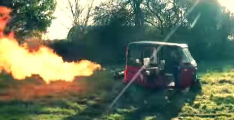 bajaj 3 roda pakai mesin cbr600 wheelie keluar api