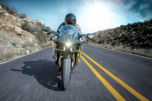 Inside Kawasaki Ninja H2 Street Legal 200HP Revelead on EICMa&nbsp;20148