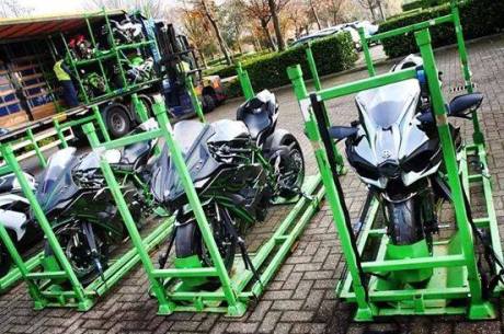 Kawasaki Ninja H2 Packing for shipping