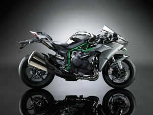 Kawasaki Ninja H2 Street Legal 200HP Revelead on EICMa 2014&nbsp;5