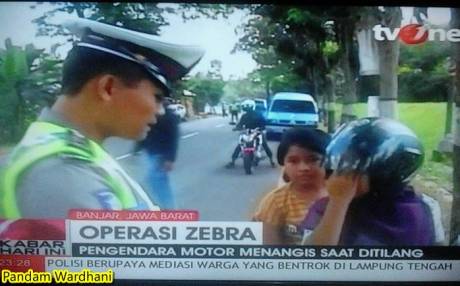 menangis saat ditilang polisi operasi zebra 2014
