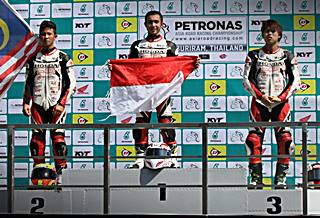 Pebalap AHM kibarkan Merah Putih di Asia Dream Cup 2014 1