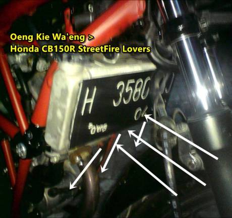 pelat nomer nutupin radiator