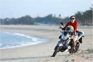 Yamaha New FZ150i with Vietnam Girls&nbsp;2