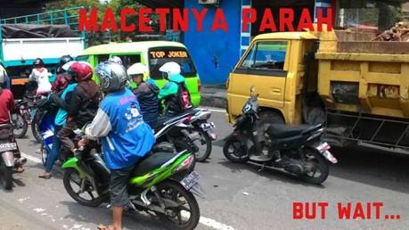 macet malah foto foto