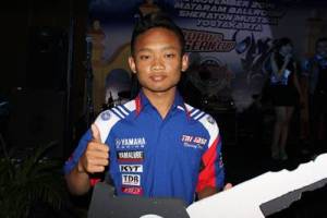 Rheza Danica – Juara Umum YCR 2 (Yamaha Cup Race) dan Rookie of The Year YCR 2014 tampil di Yamaha Asean Cup Race&nbsp;2014