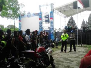 Safety riding clinic oleh Kepolisian&nbsp;setempat