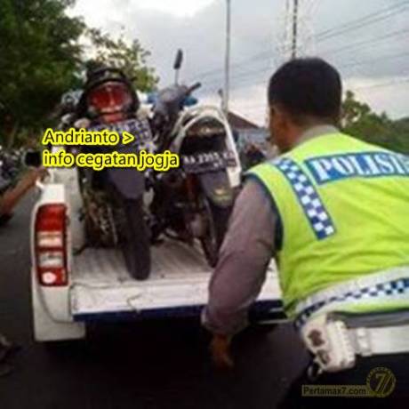 vixion kecelakaan karena lawan arah di Parangtritis yogyakarta 6