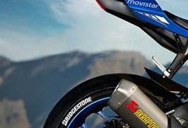 2015 Yamaha YZF-R1M_004