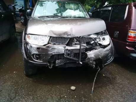ABG naik pajero sport tabrak rumah Jendral TNI Moeldoko 12