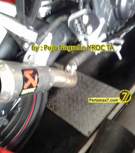 Akrapovič Slip-On R25 dijadikan Full System
