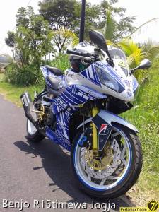 Decal yamaha R15 jogja tema matrik V.1 pertamax7.com&nbsp;11